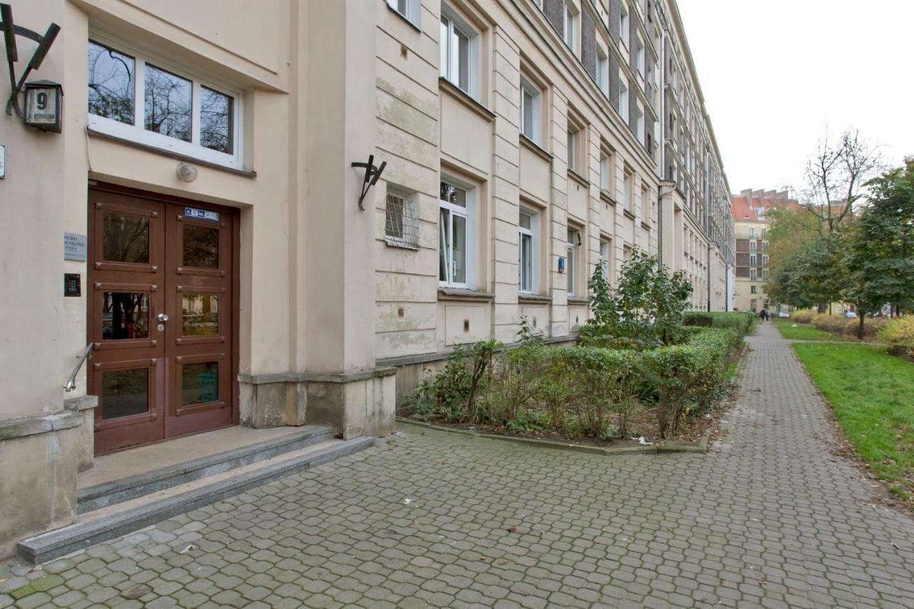 Zbawiciela Square P&O Serviced Apartments Варшава Экстерьер фото